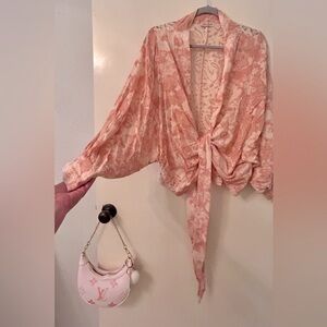 Peaches and cream Tie Front Sleeve kimono style Blouse